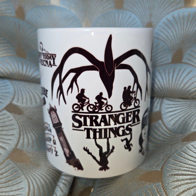Mug Stranger Things