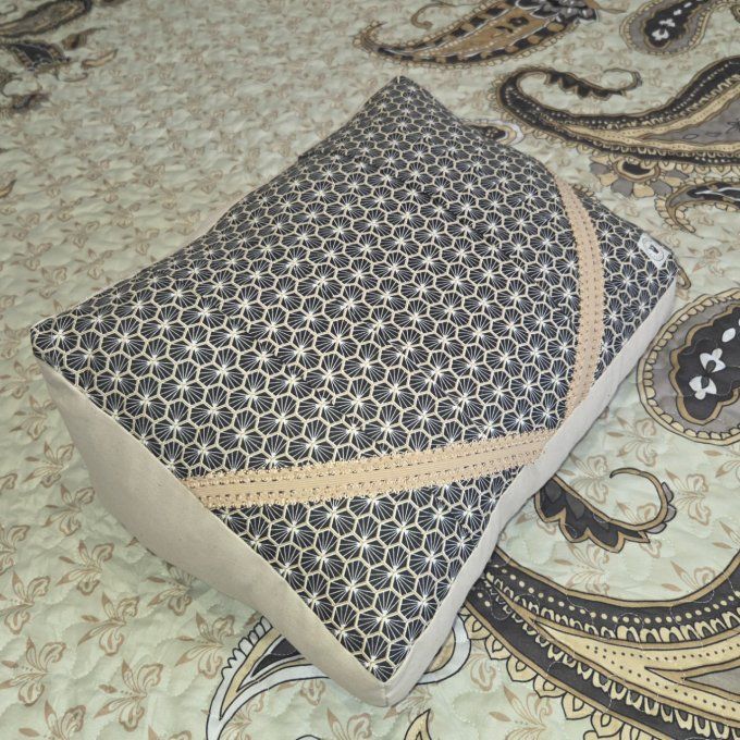 coussin de lecture "chapitre doré"
