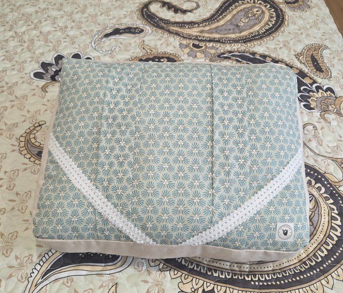 coussin de lecture "jardin secret"