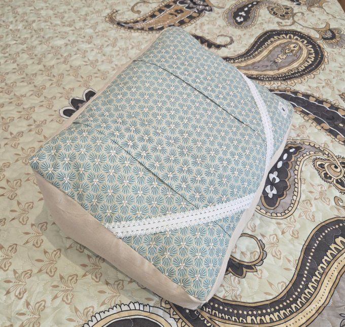coussin de lecture "jardin secret"