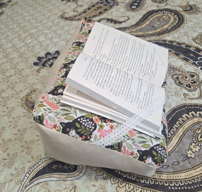 coussin de lecture "ronron de lecture"